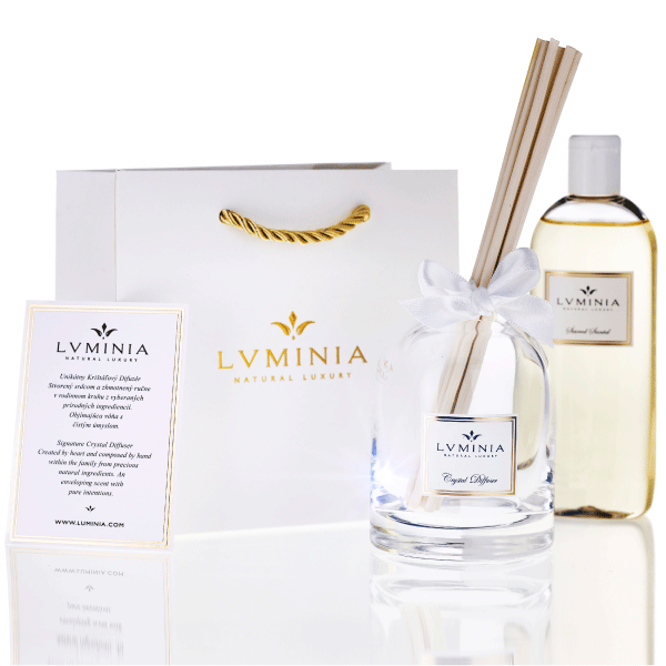 LUMINIA-Diffuser-with-gift-bag.gif